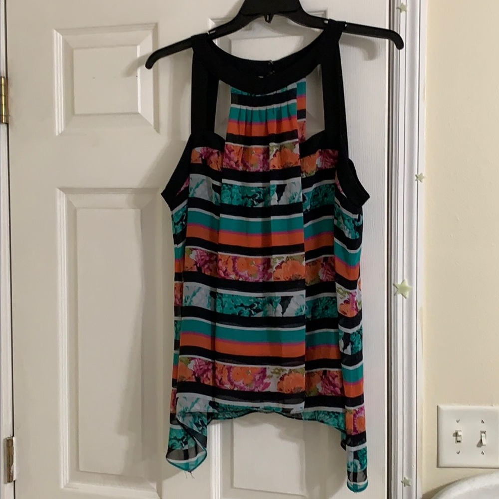 Multicolor blouse.
